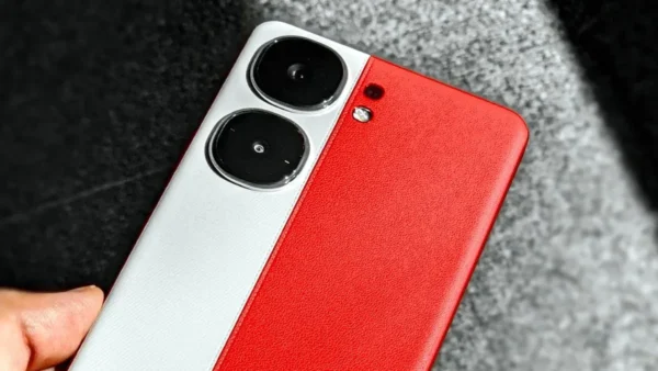 vivo iQOO Neo9s Pro red color